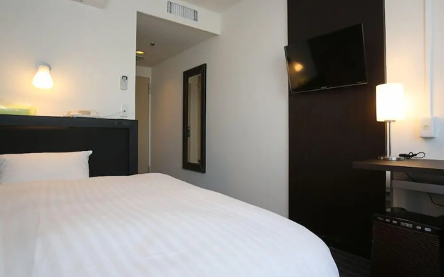Hotel Crystal Plaza