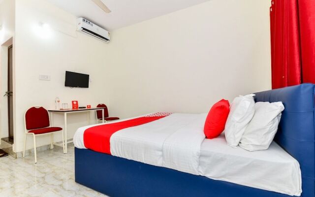 SilverKey Executive Stays 65165 Athani Residency