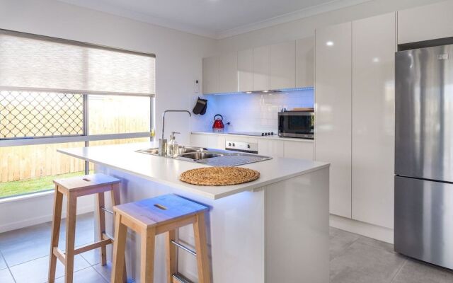 Blue Lagoon Villa B in Trinity Beach