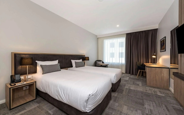 Ingot Hotel
