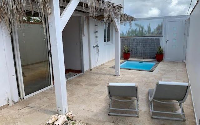 Gite Corossol Martinique piscine privée, résidence naturiste