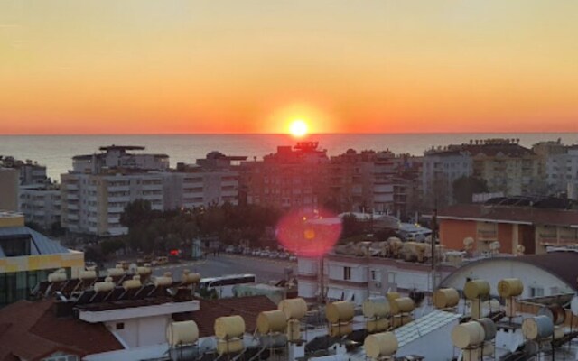 Amazing Kleopatra 200m Beach and 500m City Center