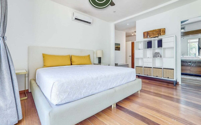 Ecofriendly 2BR Condo - Private Jacuzzi - Rooftop