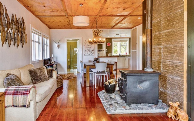 Stag & 3 Pigs - Ohakune Holiday Home – Guest Rooms – Ohakune