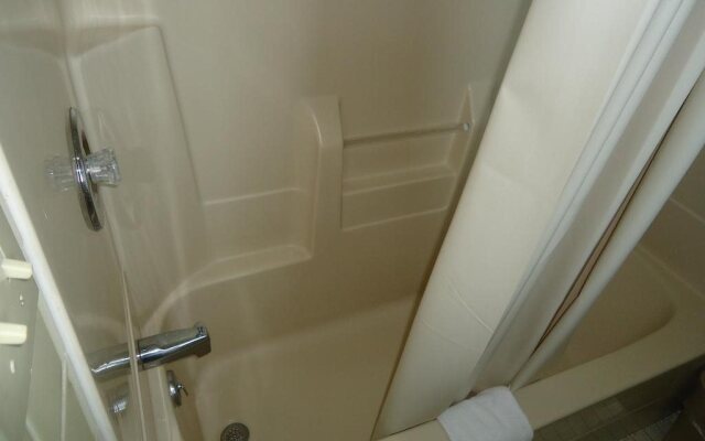 Budget Host Inn Somerset