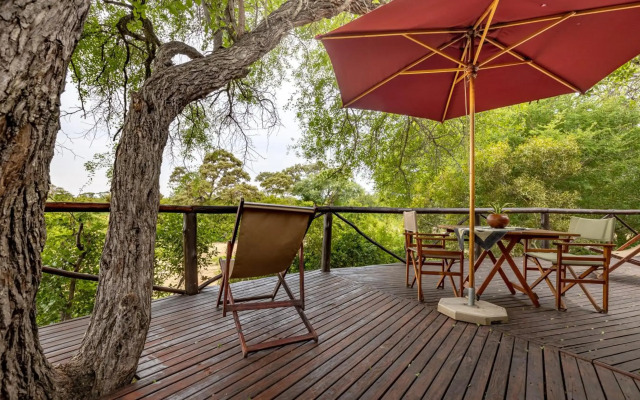 Umlani Bushcamp - Lodge