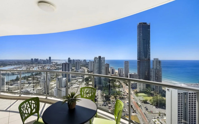 Chevron Renaissance - Wow Stay