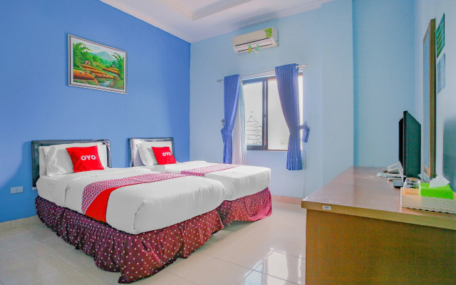 OYO 90072 Apri Inn Syariah