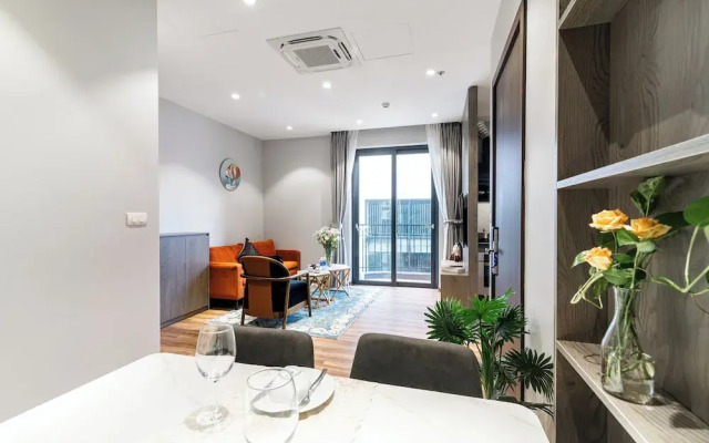 Luxe Paradise Suites Hotel  To Ngoc Van