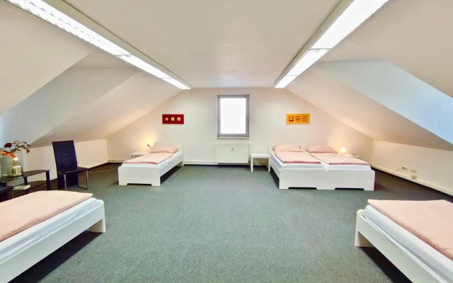 Ganze 3 Zimmer Wohnung 120qm