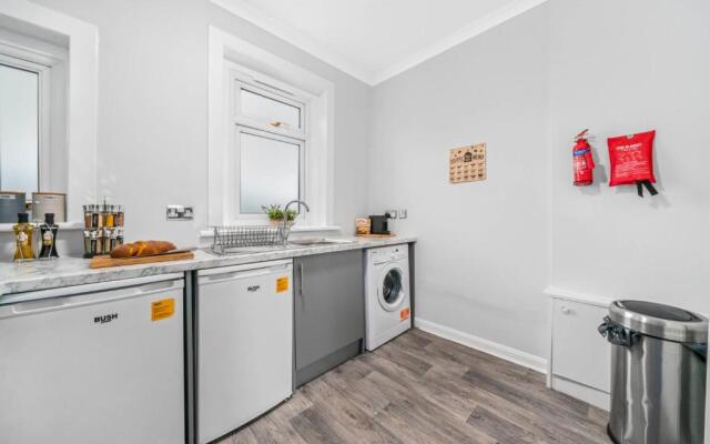 McCulloch Apartment