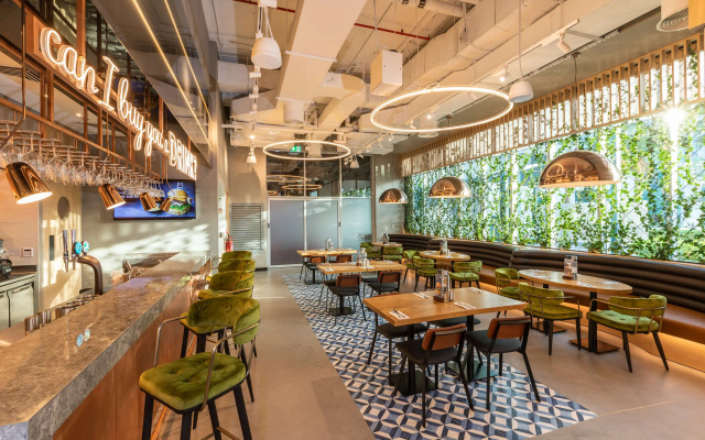 Radisson Red Dubai Silicon Oasis