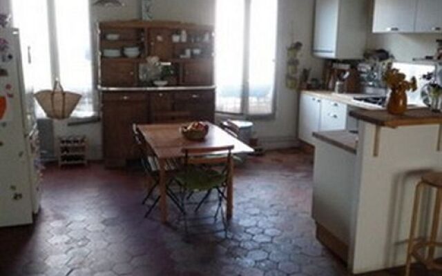 Bed And Breakfast Charonne 3
