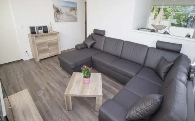 Sint Maartenszee: Renovated Family Retreat