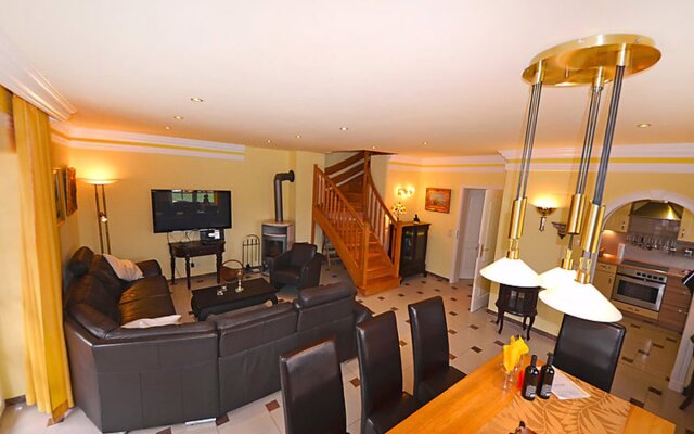 House Bel Monte Groß Zicker