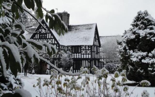 Maesmawr Hall Hotel