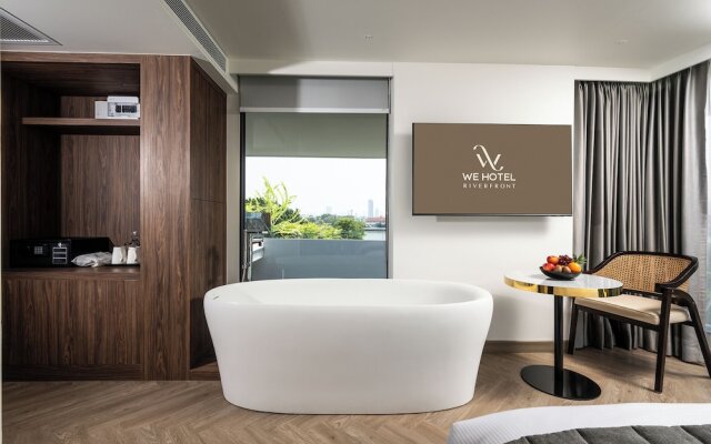 We Hotel Riverfront