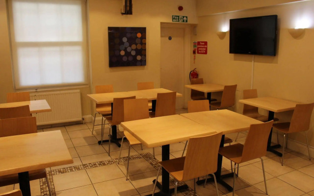 Belgrave House Hotel