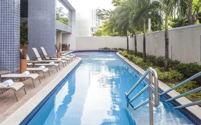 Flat Beach Class Convention Residence
