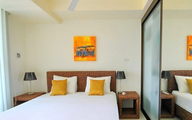 Sea Ridge Penthouse by A&A