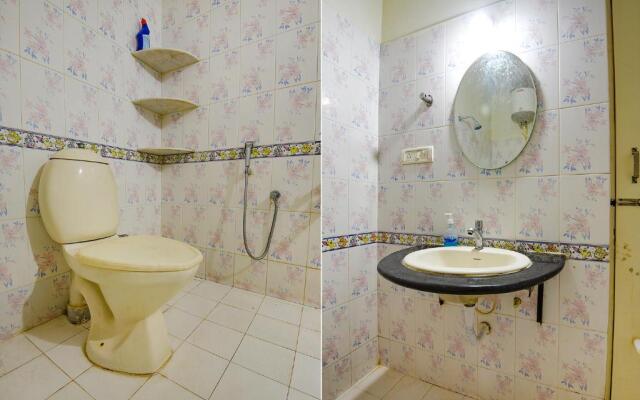 Fabexpress Ravikeerthis Service Apartment