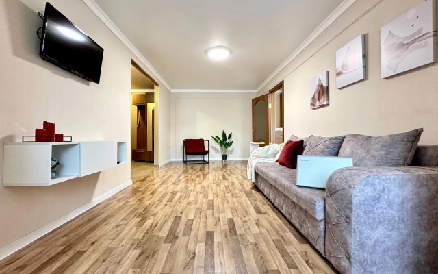 100 квартир на улице Леонова