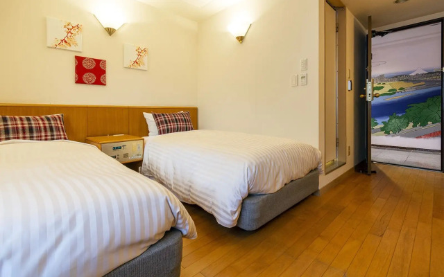 Hotel Toms