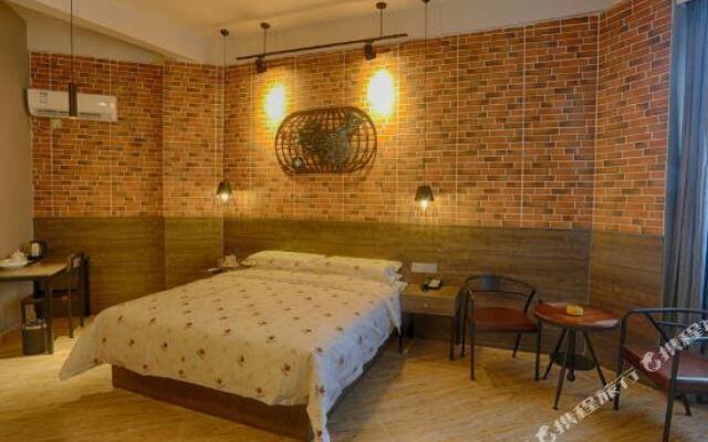 Tizi Hotel