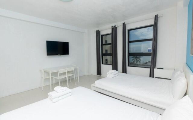 568 Studio Ocean View
