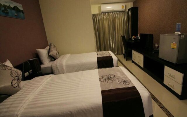 Leelawadee Modern Resort Huaykwang