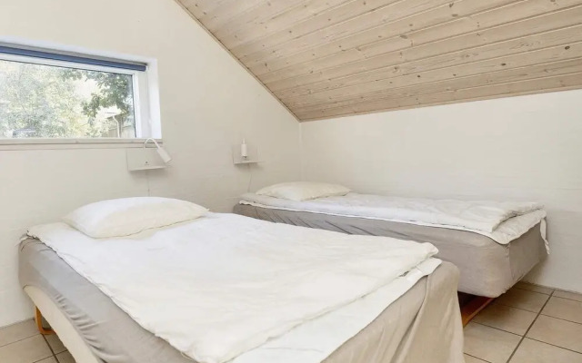 10 Person Holiday Home in Vaeggerlose-by Traum