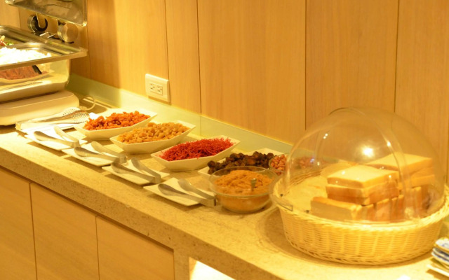 Noble Hotel
