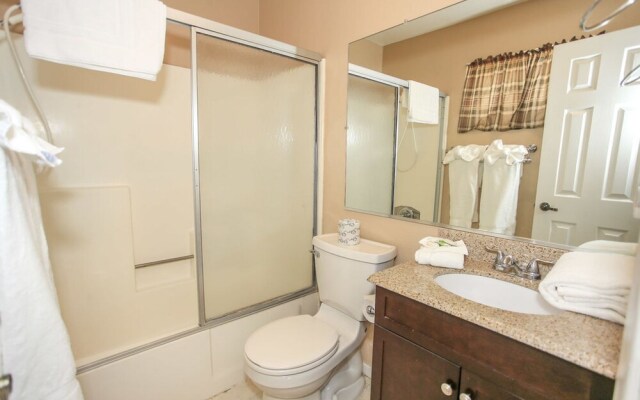 Bear Mountain Chalet 639 by RedAwning