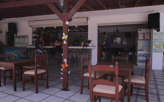 Ampavris Family Apartments