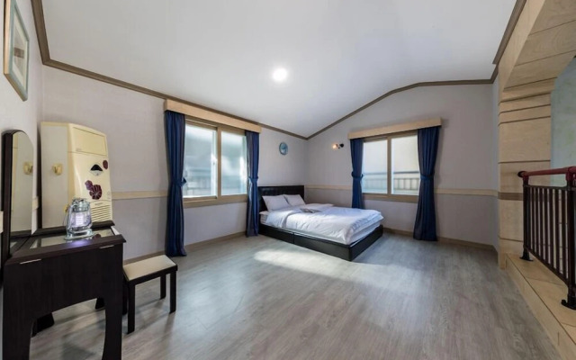 Yeosu Ailia Pension