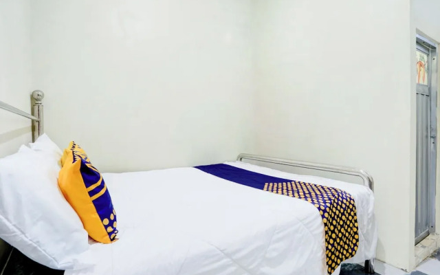 OYO Life 93290 Homestay Betro Syariah