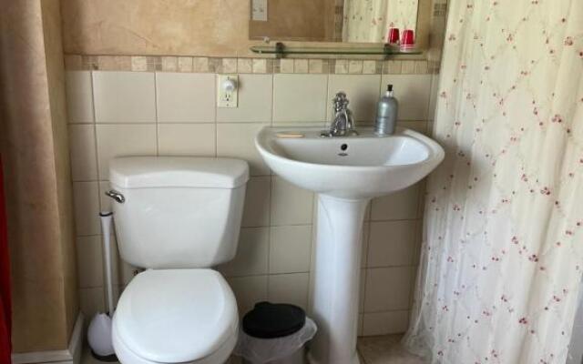 Hillcrest Bed and Breakfast