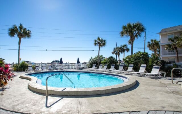 Summer Breeze 312 1 Bedroom Condo by RedAwning