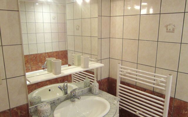 Fascinating Apartment in Sensenruth With Garden