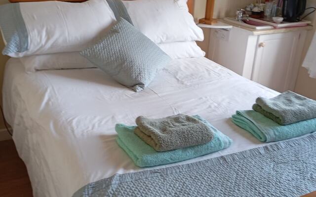 Room in Bungalow - Very Nice View With This Room