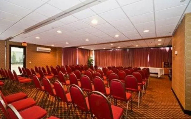 Comfort Inn North