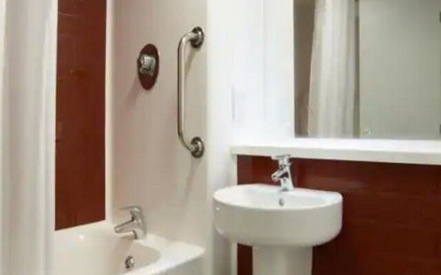 Travelodge London Ealing