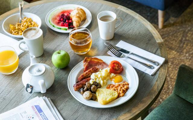 Holiday Inn Peterborough West by IHG