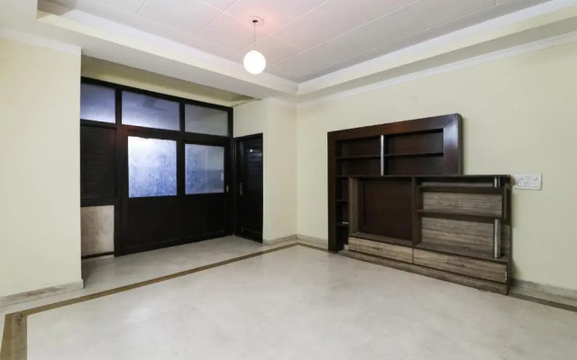 Revive Premium Hotel by OYO Rooms