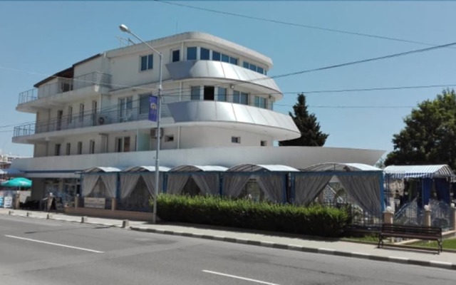 Hotel Korab Renesa