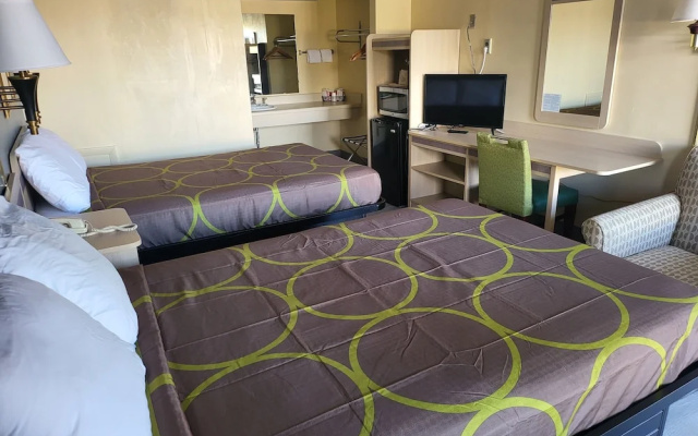 Budget Host Inn Bristol