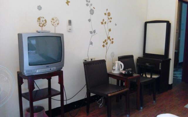 Lohas Gallery Long Stay Hostel