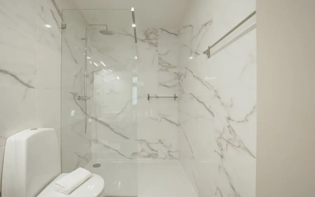Carmo Residence Porto - S Helena by Vacationy