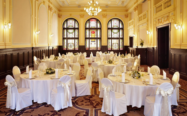 Hotel Kings Court