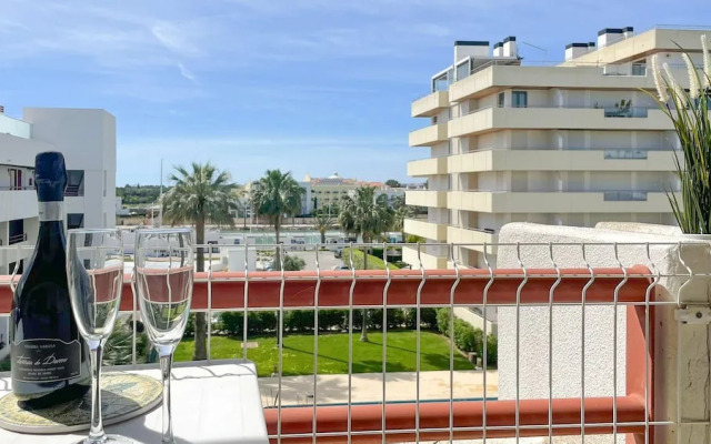 Poolside Bliss T1 HsR Vilamarina